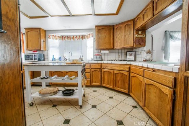 17755 Rancho Bonita Road, Victorville, CA 92395