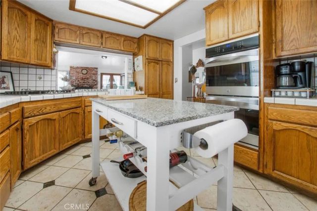 17755 Rancho Bonita Road, Victorville, CA 92395