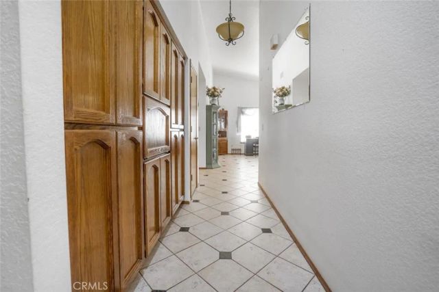 17755 Rancho Bonita Road, Victorville, CA 92395