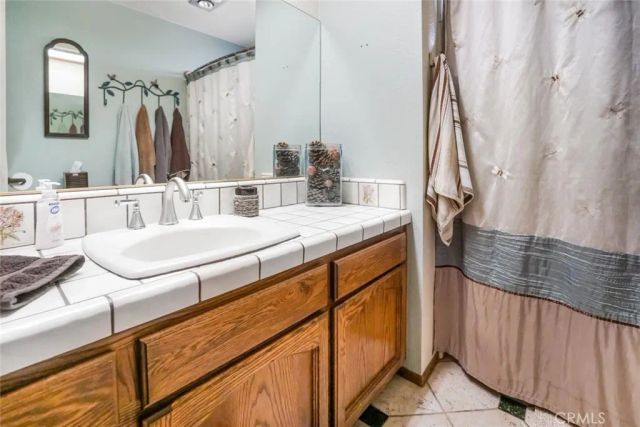 17755 Rancho Bonita Road, Victorville, CA 92395