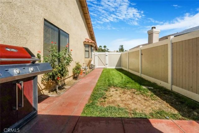 17755 Rancho Bonita Road, Victorville, CA 92395