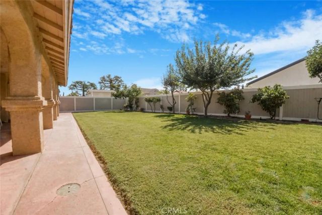 17755 Rancho Bonita Road, Victorville, CA 92395