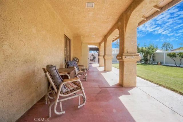 17755 Rancho Bonita Road, Victorville, CA 92395