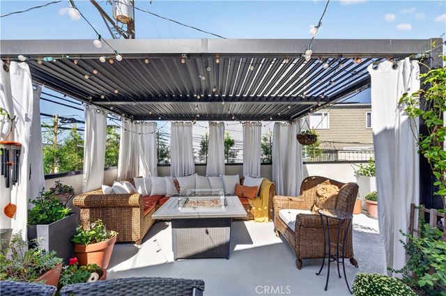 5725 E Ocean, Long Beach, CA 90803