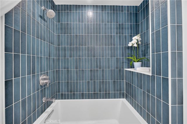 5725 E Ocean, Long Beach, CA 90803
