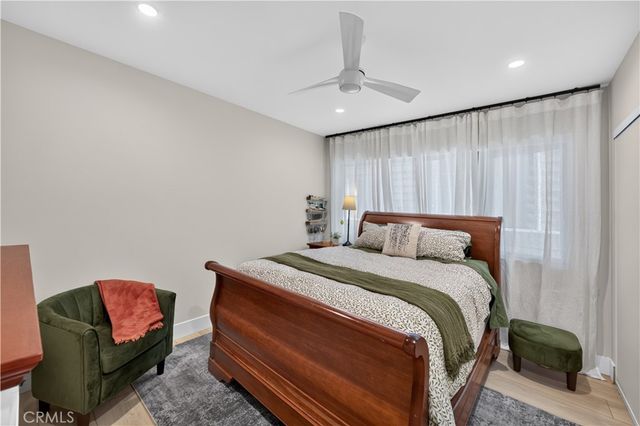 5725 E Ocean, Long Beach, CA 90803