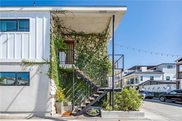 5725 E Ocean, Long Beach, CA 90803