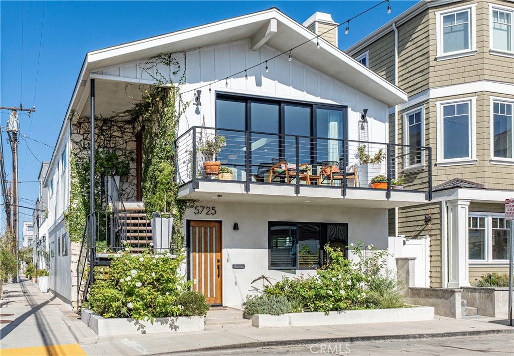 5725 E Ocean, Long Beach, CA 90803
