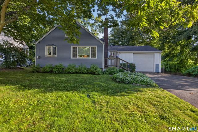 37 Dunbar Road, Milford, CT 06460