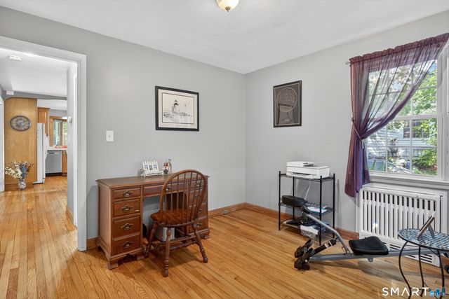 37 Dunbar Road, Milford, CT 06460