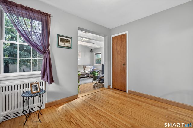 37 Dunbar Road, Milford, CT 06460