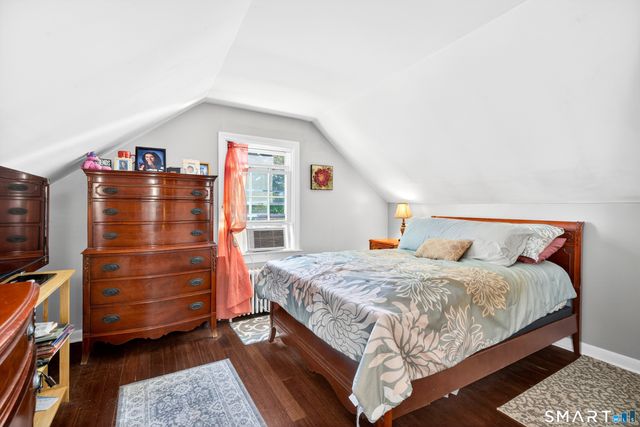 37 Dunbar Road, Milford, CT 06460