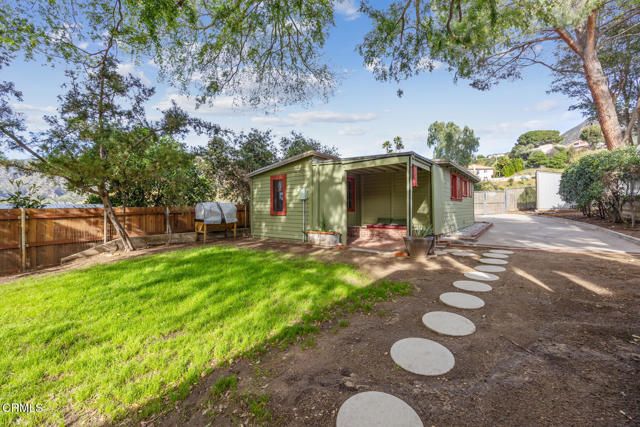 11060 Plainview Avenue, Los Angeles, CA 91042