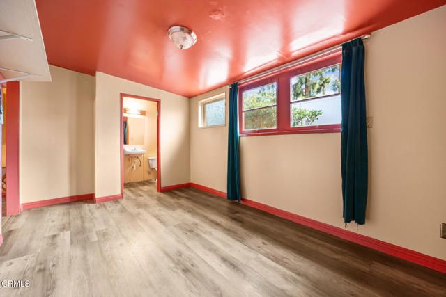 11060 Plainview Avenue, Los Angeles, CA 91042