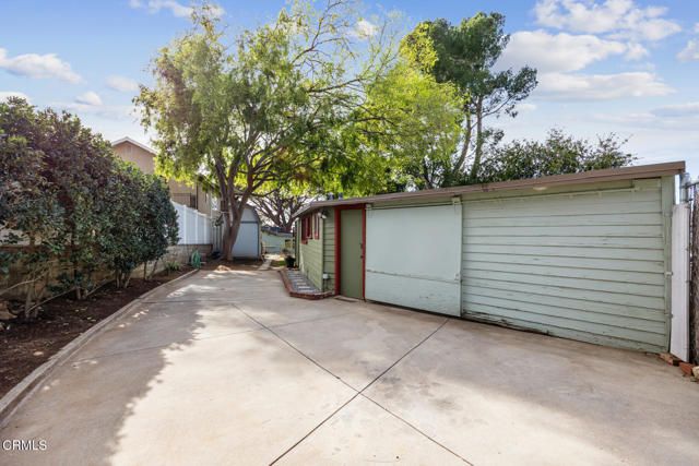 11060 Plainview Avenue, Los Angeles, CA 91042