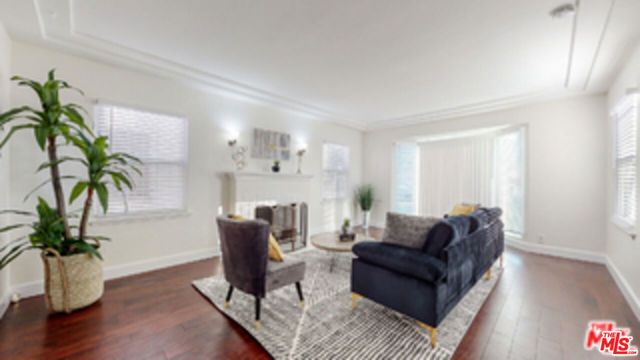 2059 W 83rd Street, Los Angeles, CA 90047