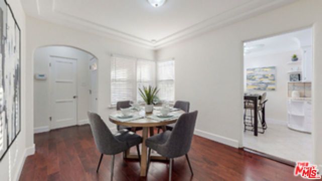 2059 W 83rd Street, Los Angeles, CA 90047