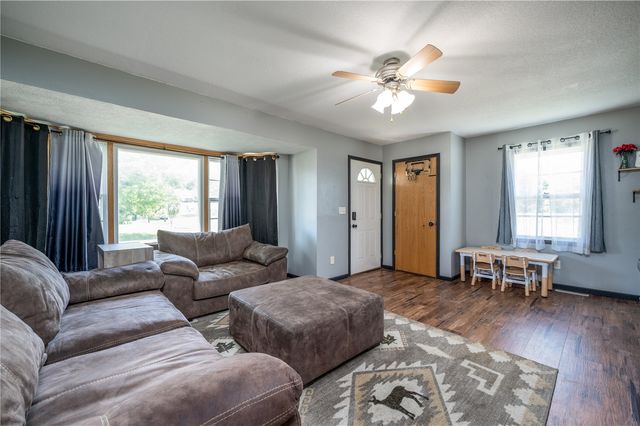 1675 9th Street NW, Cedar Rapids, IA 52405