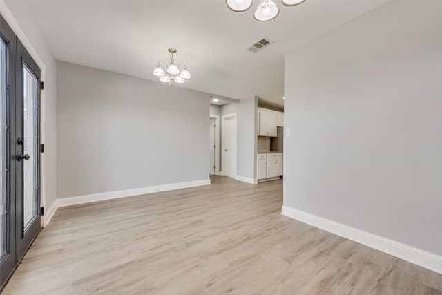 609 E Morton Street, Denison, TX 75021