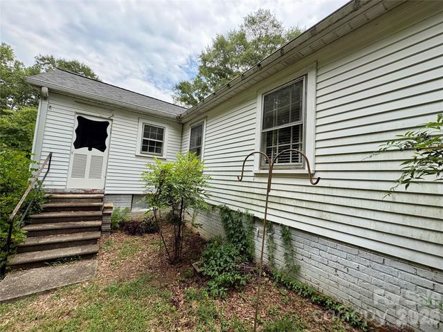 406 Circle Drive W, Shelby, NC 28150