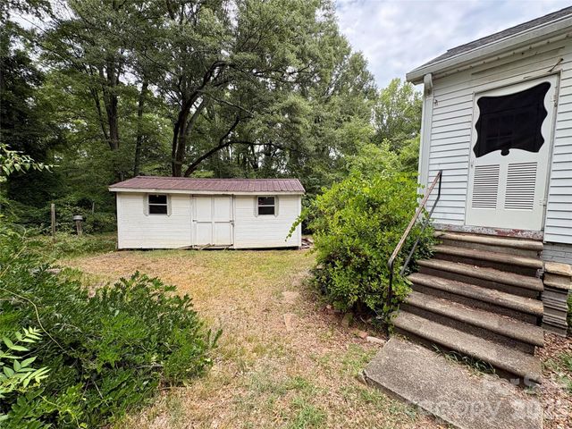 406 Circle Drive W, Shelby, NC 28150
