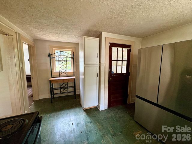 406 Circle Drive W, Shelby, NC 28150