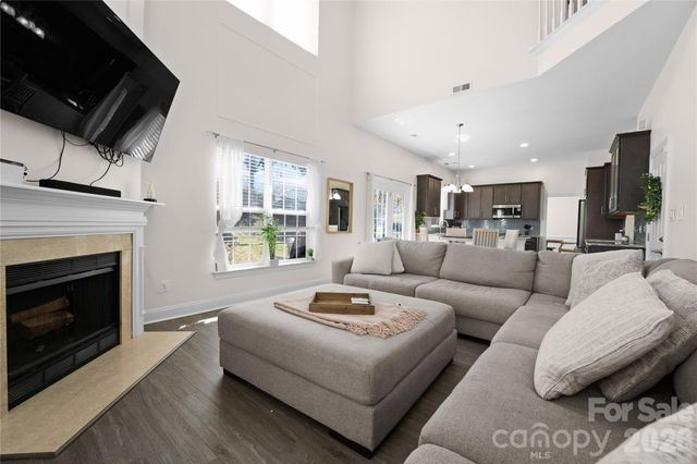 4704 Lone Tree Court, Charlotte, NC 28269