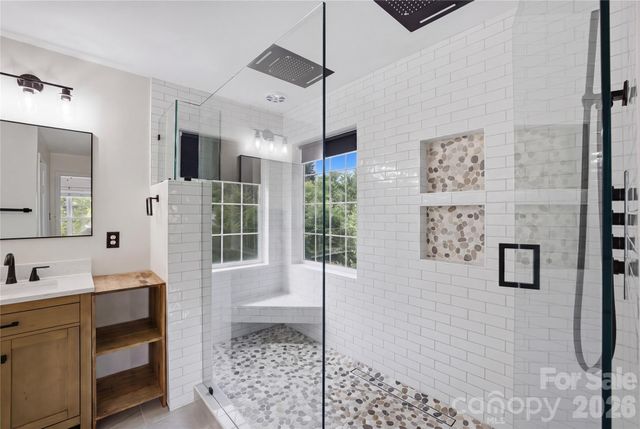 4704 Lone Tree Court, Charlotte, NC 28269