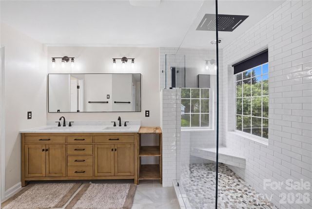 4704 Lone Tree Court, Charlotte, NC 28269