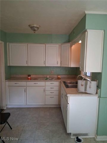 1605 Ohio Avenue, Lorain, OH 44052