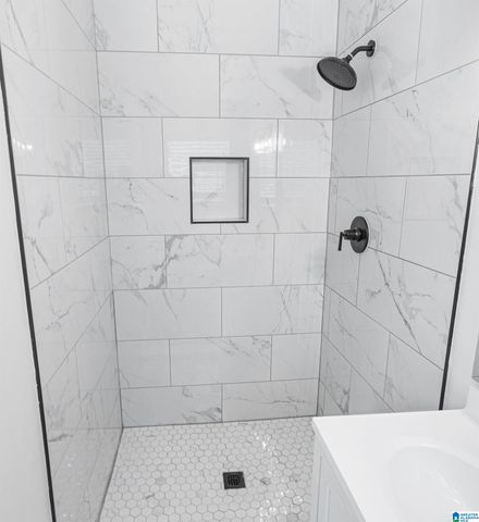 2707 NOVEL DRIVE, Hueytown, AL 35023