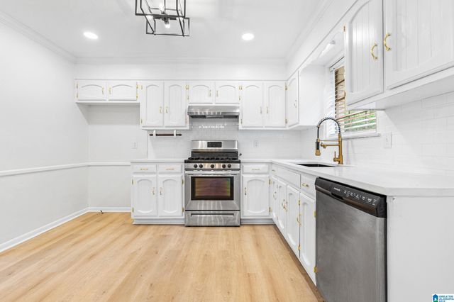 2707 NOVEL DRIVE, Hueytown, AL 35023