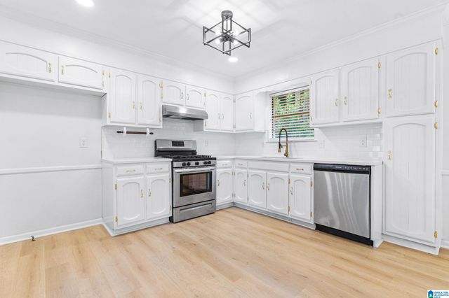 2707 NOVEL DRIVE, Hueytown, AL 35023