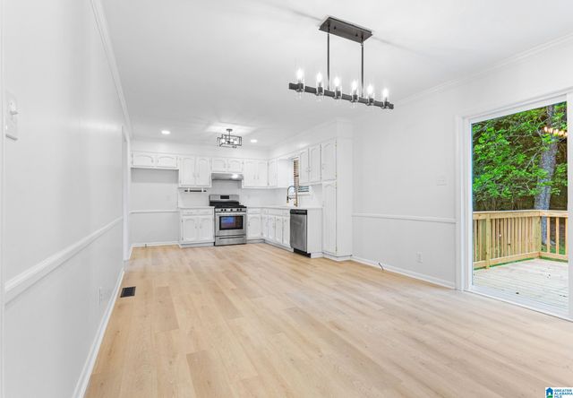 2707 NOVEL DRIVE, Hueytown, AL 35023