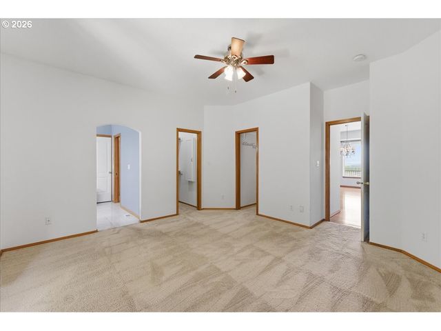 1615 7TH St, Columbia City, OR 97018