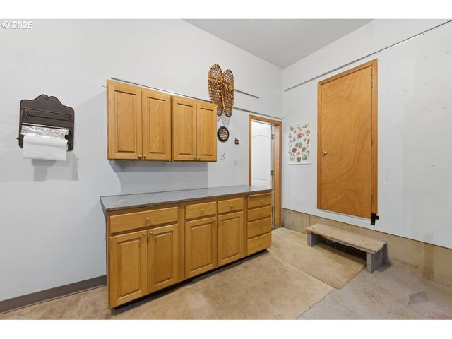 1615 7TH St, Columbia City, OR 97018