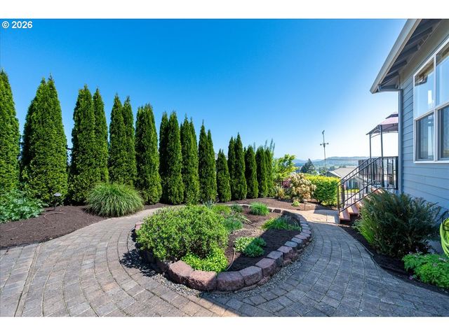 1615 7TH St, Columbia City, OR 97018