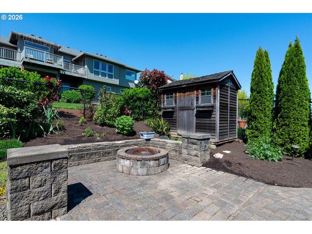 1615 7TH St, Columbia City, OR 97018