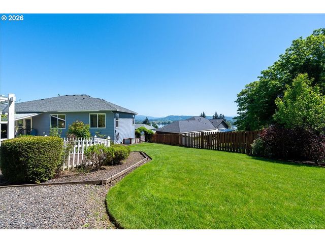 1615 7TH St, Columbia City, OR 97018