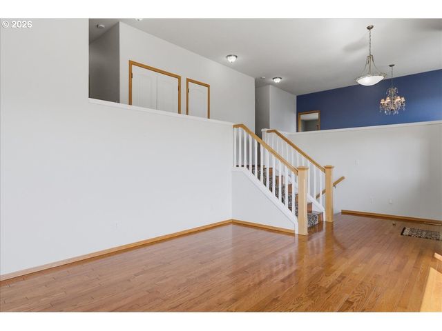 1615 7TH St, Columbia City, OR 97018