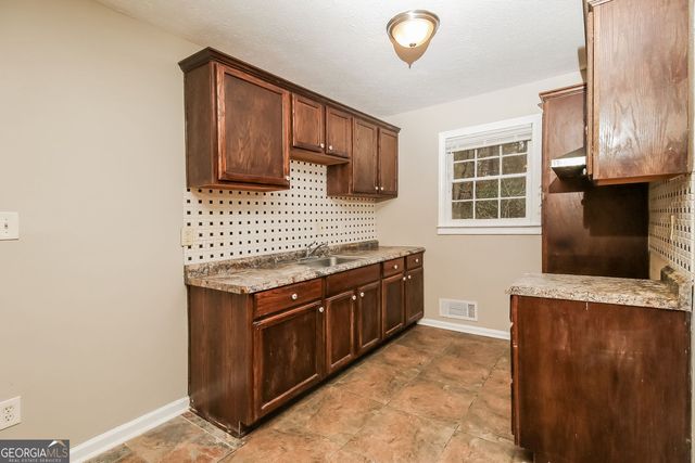 4636 Hamlet Walk SE, Conyers, GA 30094