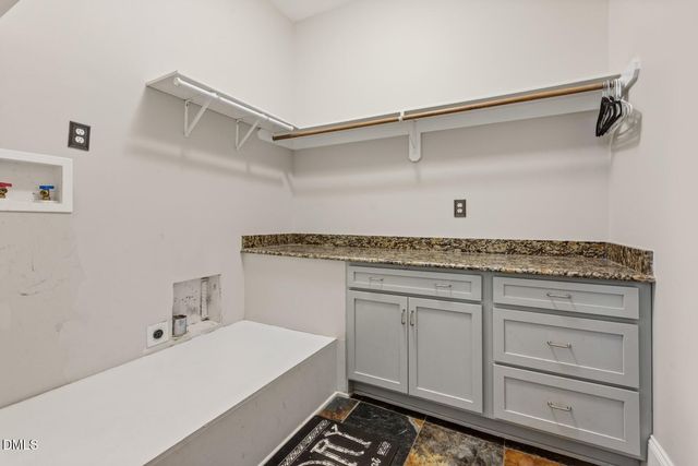 693 Hawthorne Place, Creedmoor, NC 27522