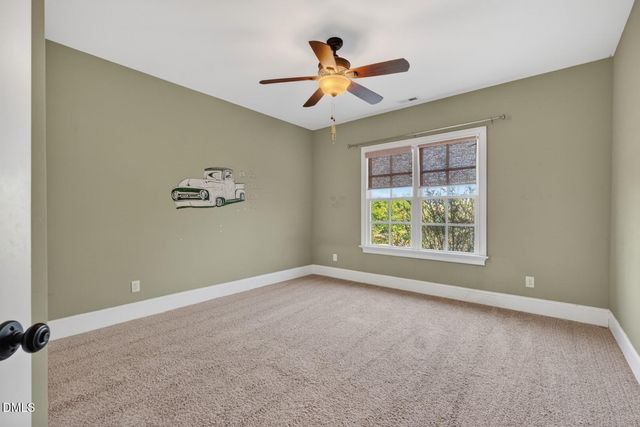 693 Hawthorne Place, Creedmoor, NC 27522