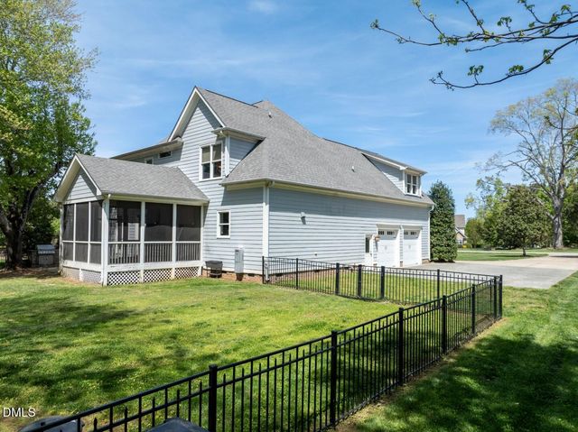 693 Hawthorne Place, Creedmoor, NC 27522