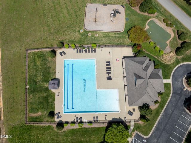 693 Hawthorne Place, Creedmoor, NC 27522