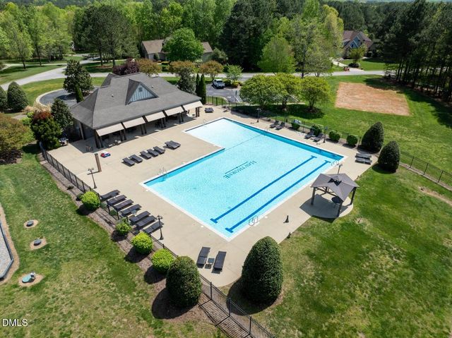 693 Hawthorne Place, Creedmoor, NC 27522