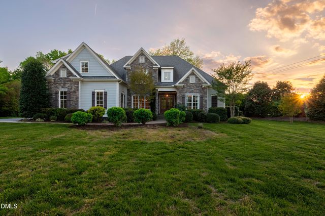 693 Hawthorne Place, Creedmoor, NC 27522