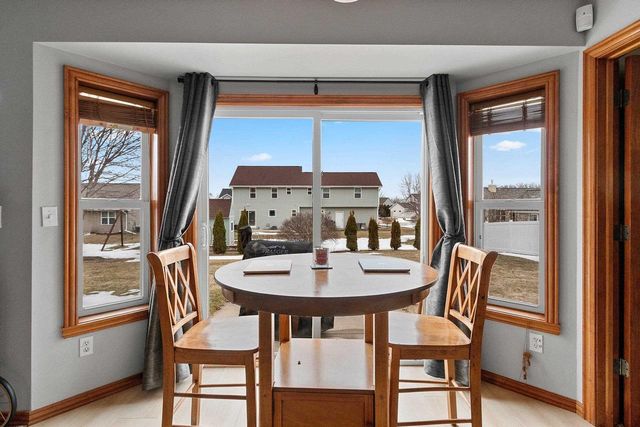 3950 AGATHA CHRISTIE AVENUE, De Pere, WI 54115