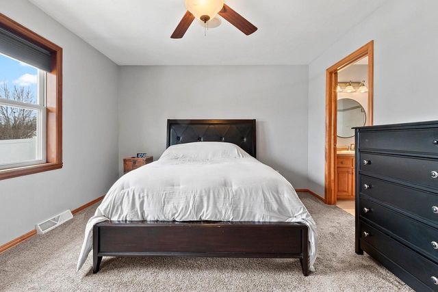 3950 AGATHA CHRISTIE AVENUE, De Pere, WI 54115