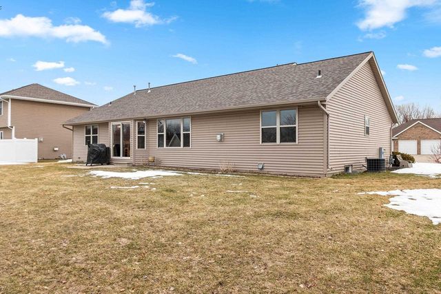 3950 AGATHA CHRISTIE AVENUE, De Pere, WI 54115